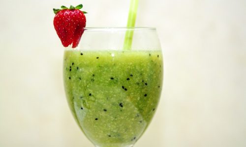 Smoothie hortelã-smoothies-829695_1920